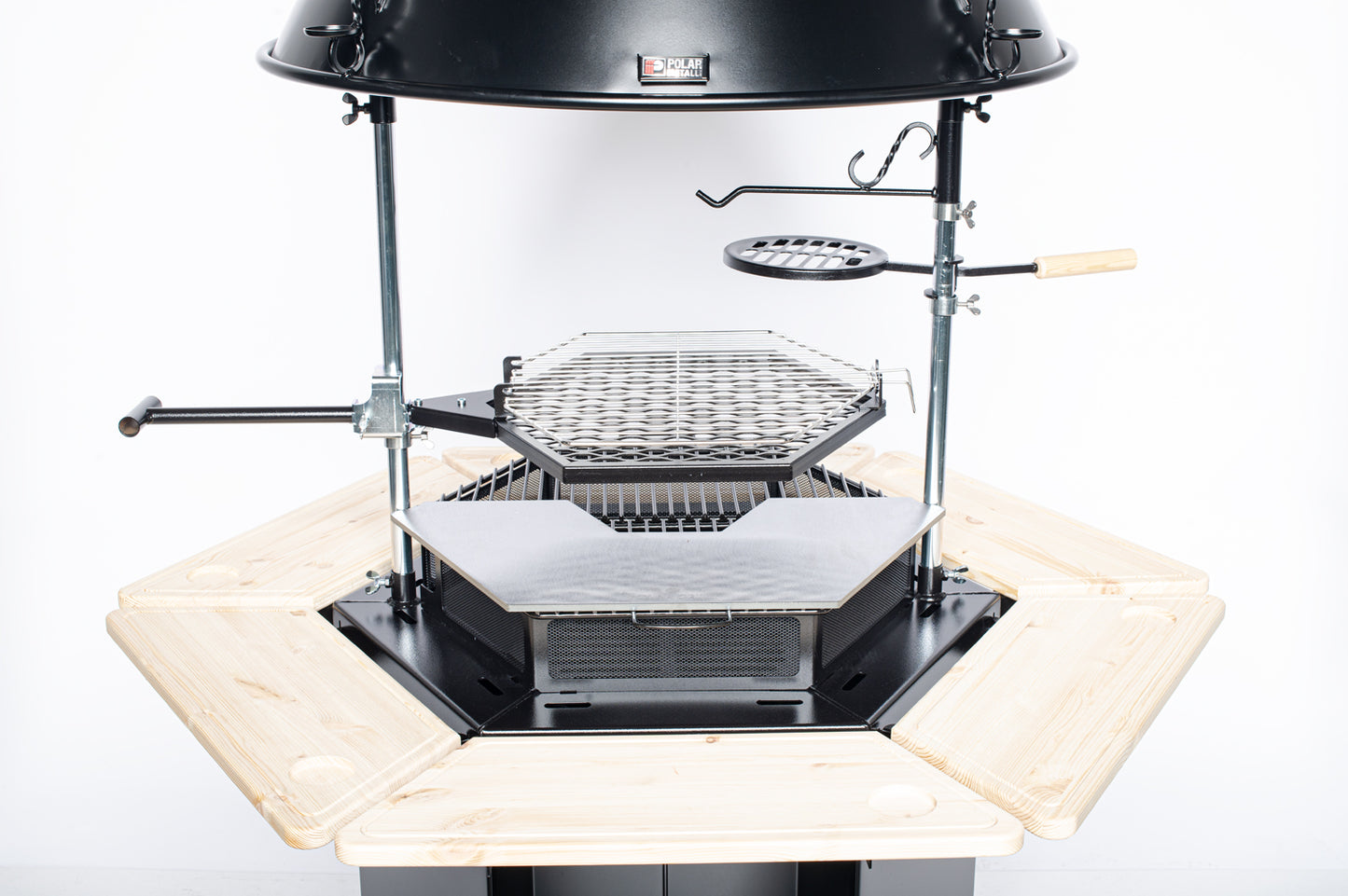 detail shot of searing plate on M6 Polar Grilli